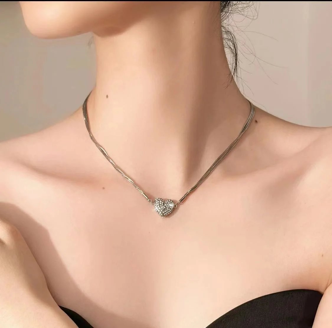 De rduction sur les nouveaux modles Collier patchwork Magnetic Love
