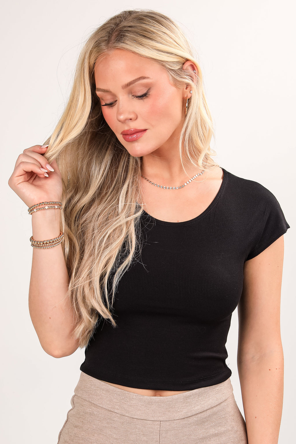 Round Neck Short Cap Sleeve Ribbed Crop Tee