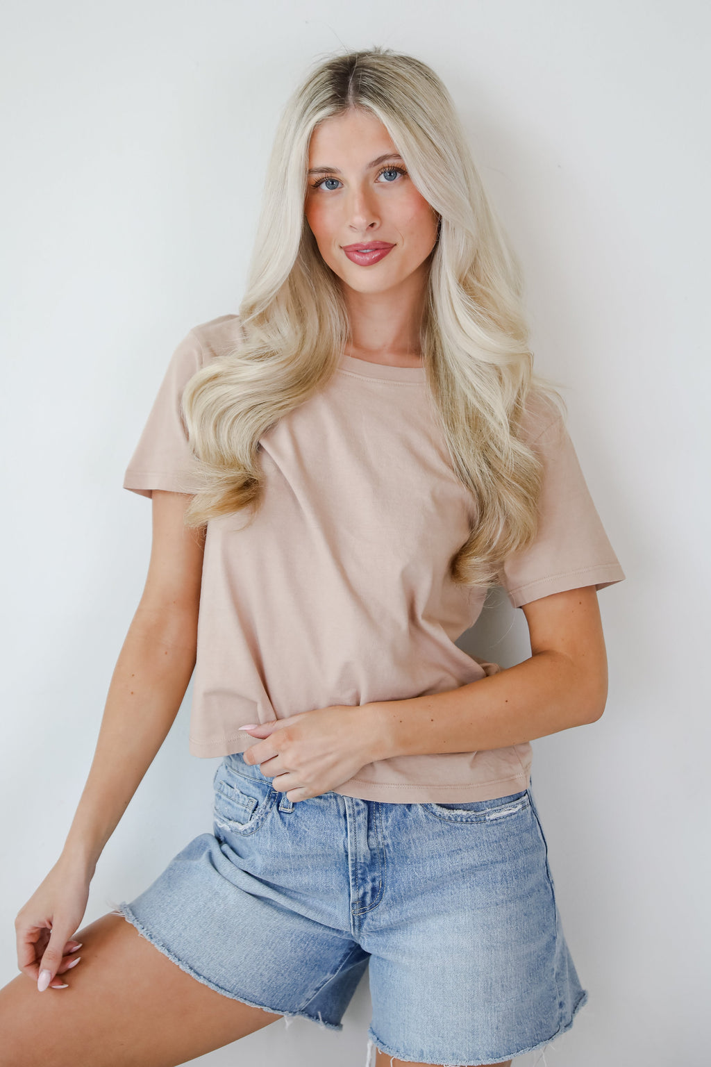 Round Neck Short Sleeve Relaxed Cotton Basic Tee