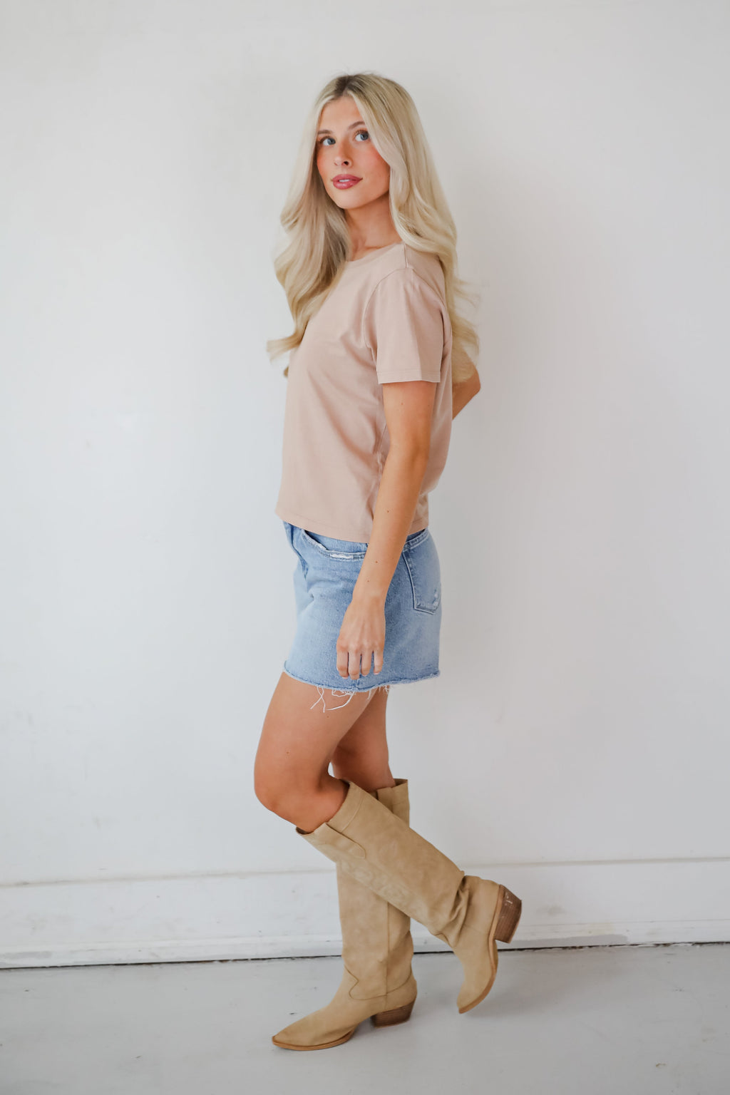 Round Neck Short Sleeve Relaxed Cotton Basic Tee