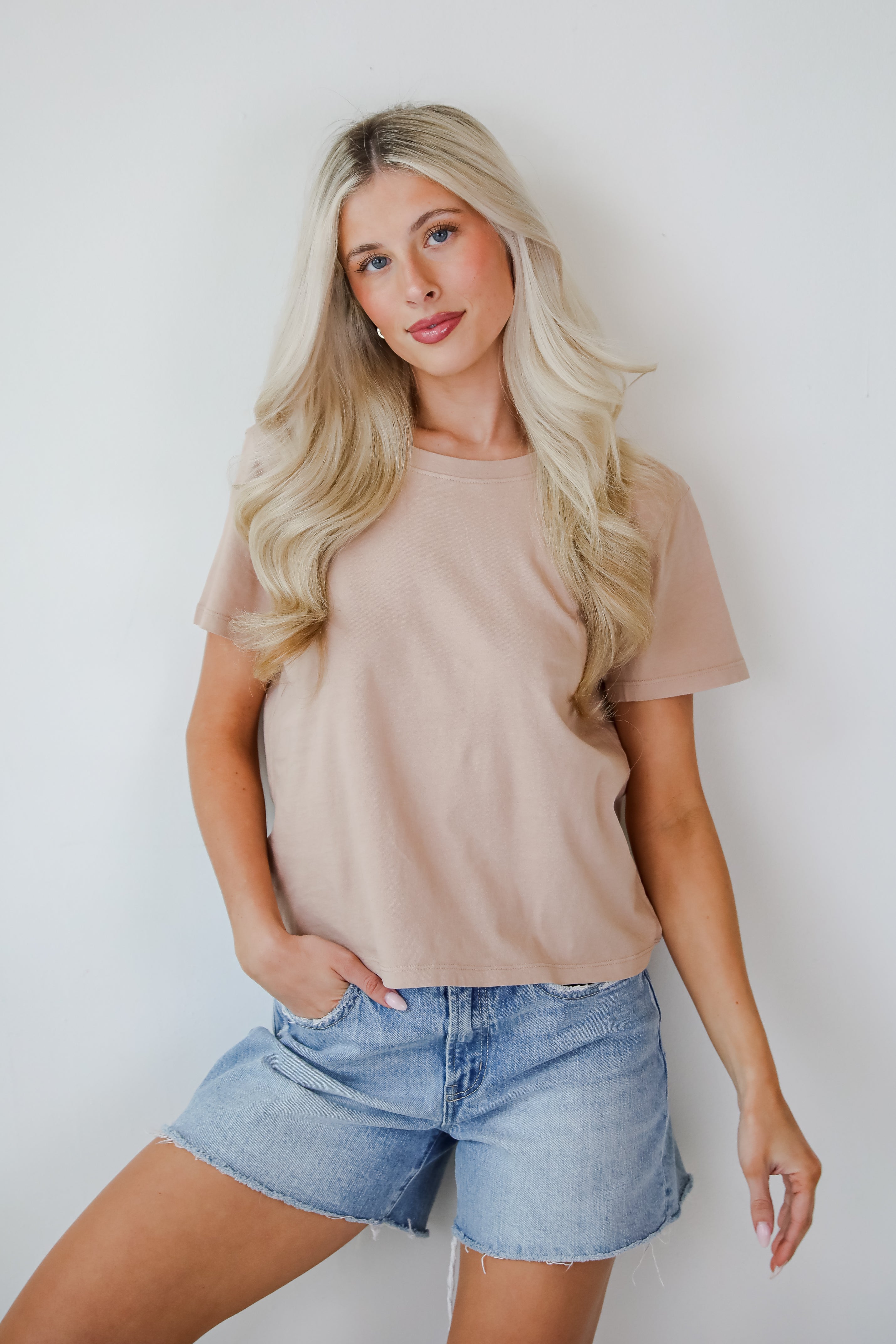 Round Neck Short Sleeve Relaxed Cotton Basic Tee
