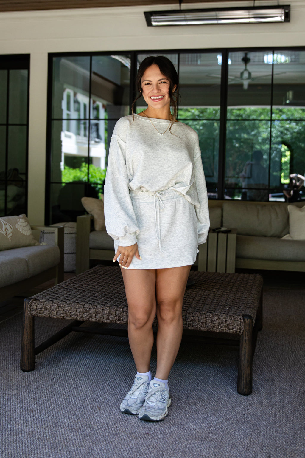Oversized Modal-Pullover mit überschnittenen Ärmeln