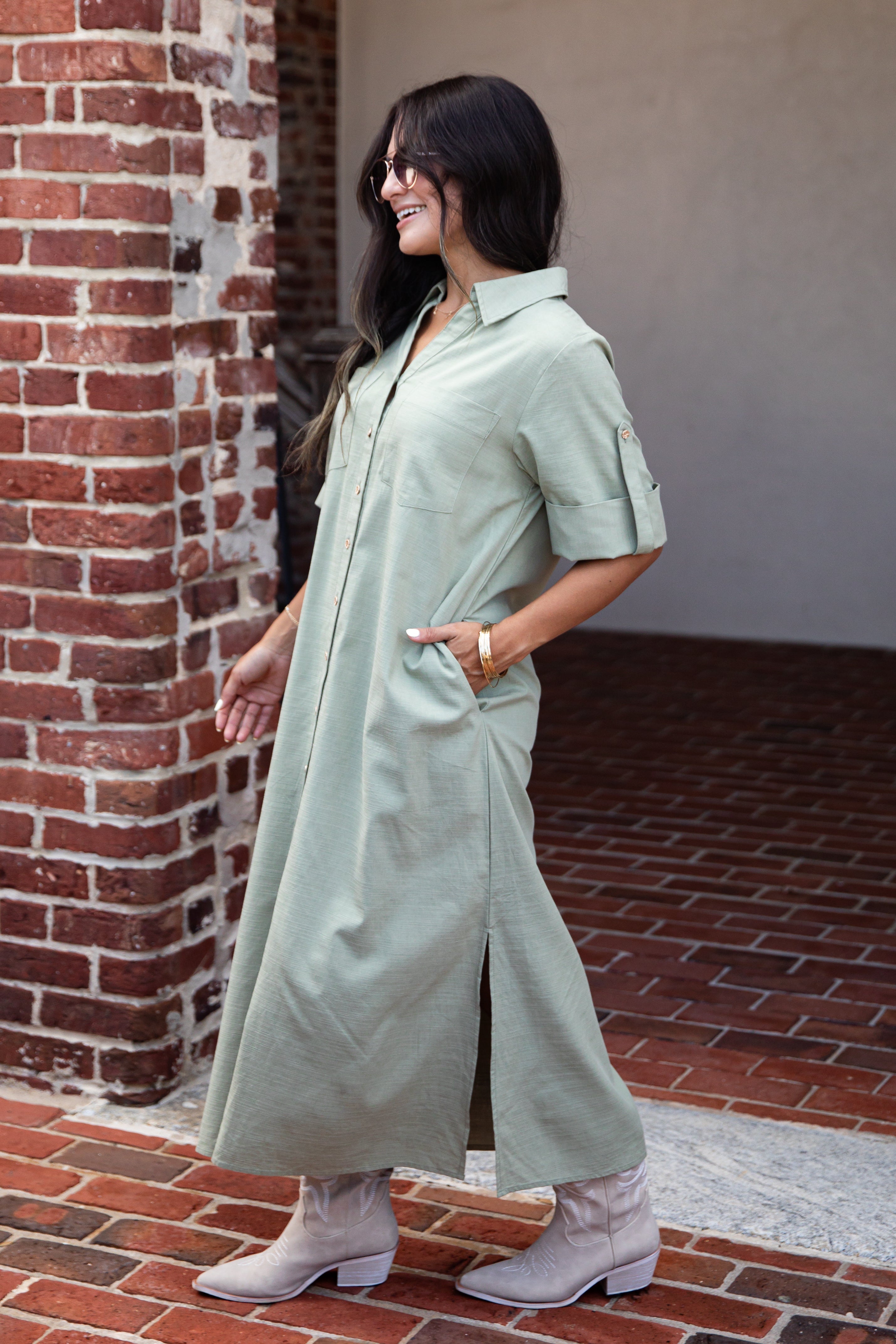 Maxikleid mit Knopfleiste und Kragen (Sage)