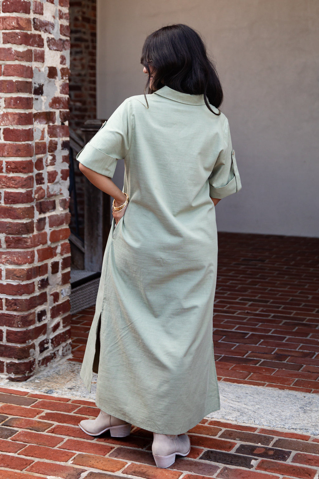 Maxikleid mit Knopfleiste und Kragen (Sage)