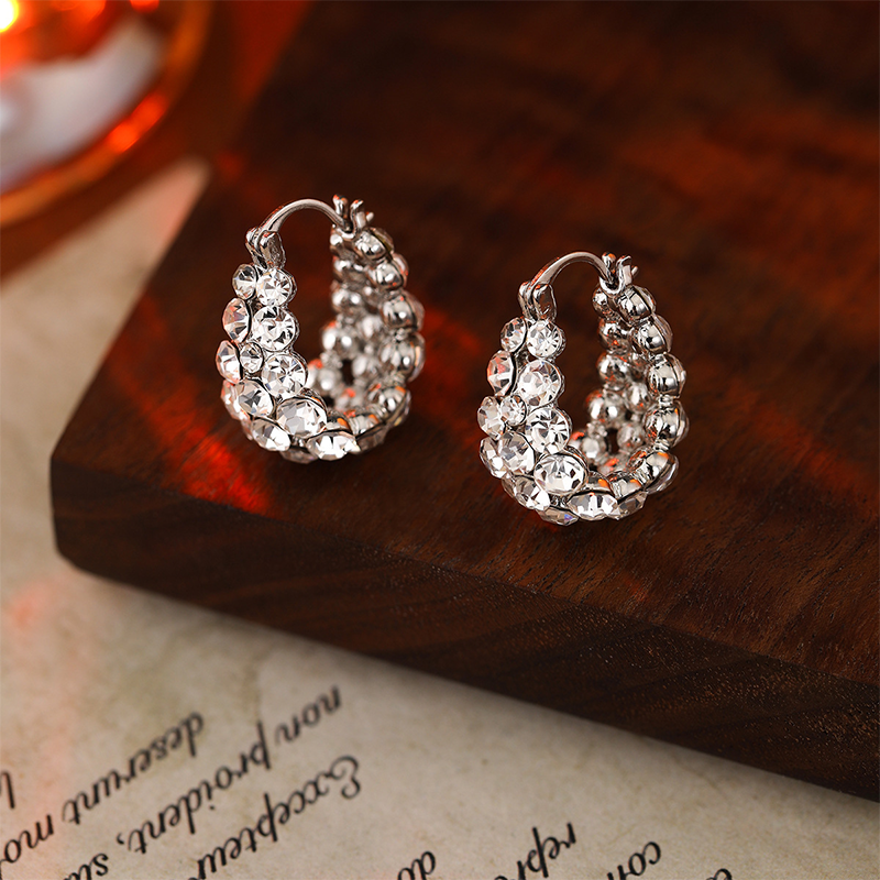 Boucles dOreilles lgantes Strass
