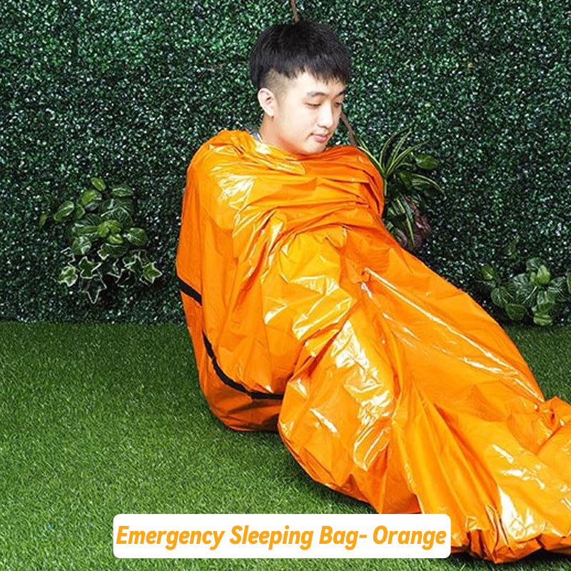 Couvertures de secours, sacs de couchage, tentes pour des randonnes en toute scurit