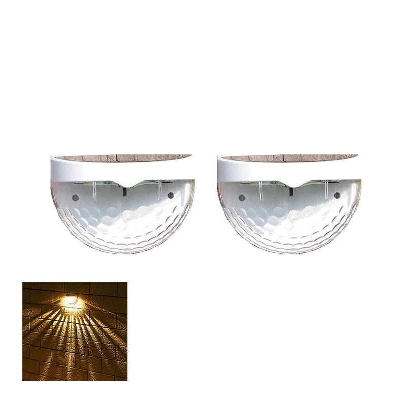 Luminaires solaires dcoratifs et tanches pour cl?tures, destins un usage extrieur