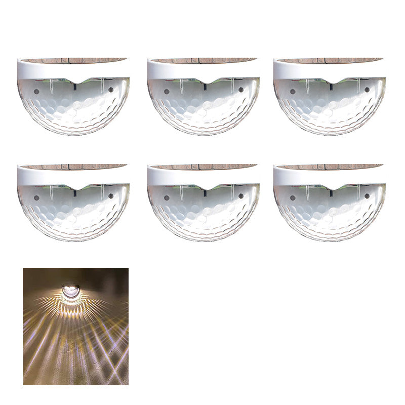 Luminaires solaires dcoratifs et tanches pour cl?tures, destins un usage extrieur