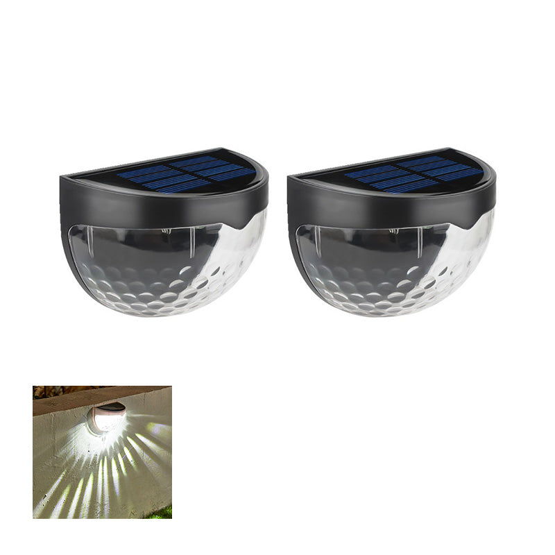 Luminaires solaires dcoratifs et tanches pour cl?tures, destins un usage extrieur